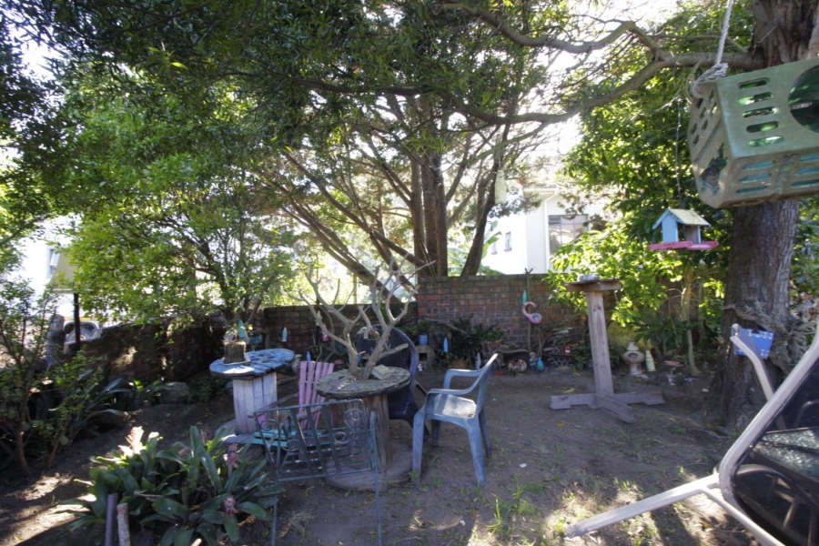 4 Bedroom Property for Sale in Paradise Beach Eastern Cape